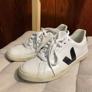 Veja Esplar rubber-trimmed leather sneakers Size 37-- LIKE NEW